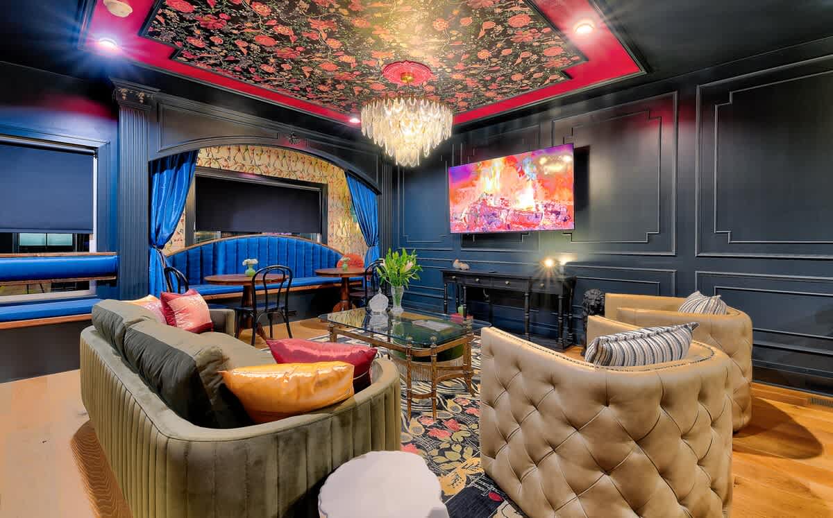 Speakeasy  4 bedroom home - Hot Tub - Game Room! — Nashville, TN — vacation rental