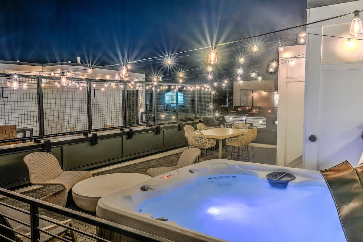 Two Upscale Homes | 8BR | Hot Tub | Fire Pit — Nashville, TN — vacation rental