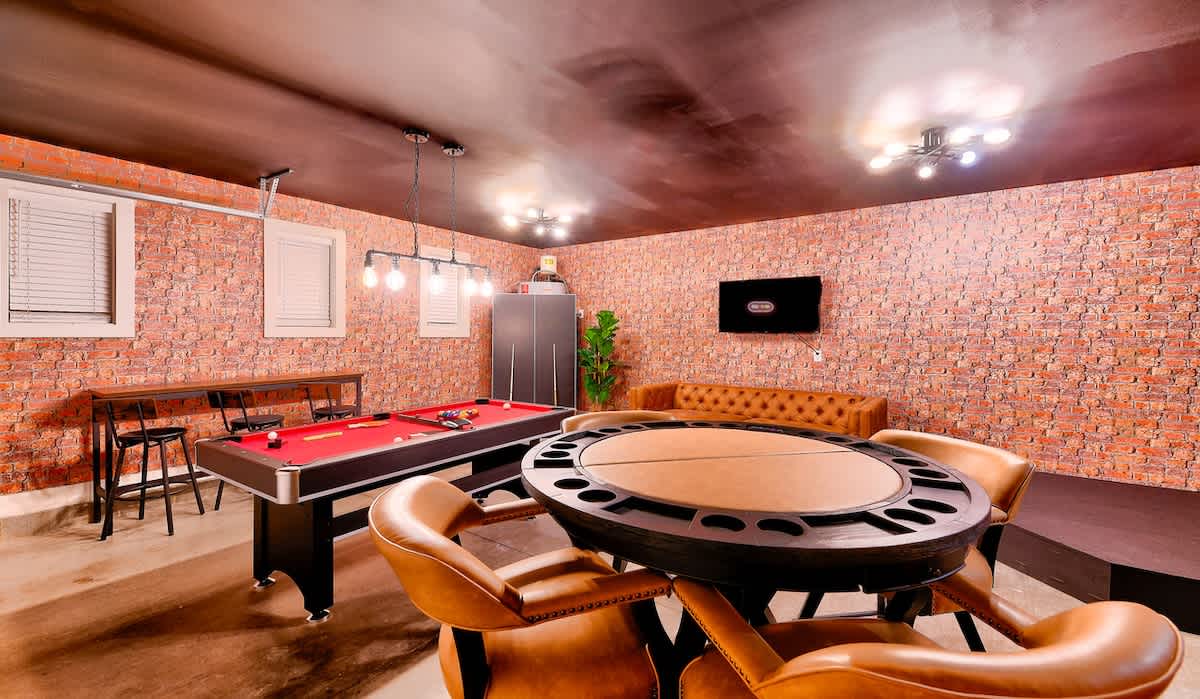 Honky Tonk Haven | 13 Beds•5 Baths• Game Room! — Nashville, TN — vacation rental