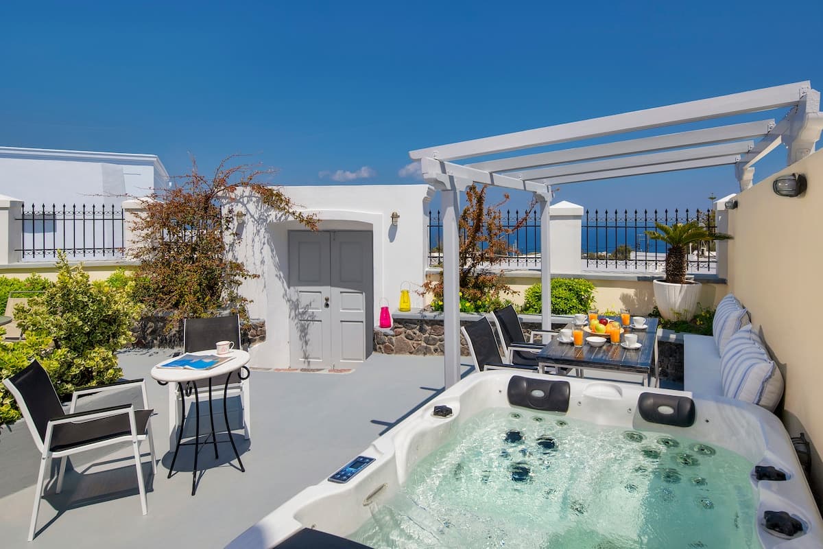 Day One Superior — Fira — vacation rental