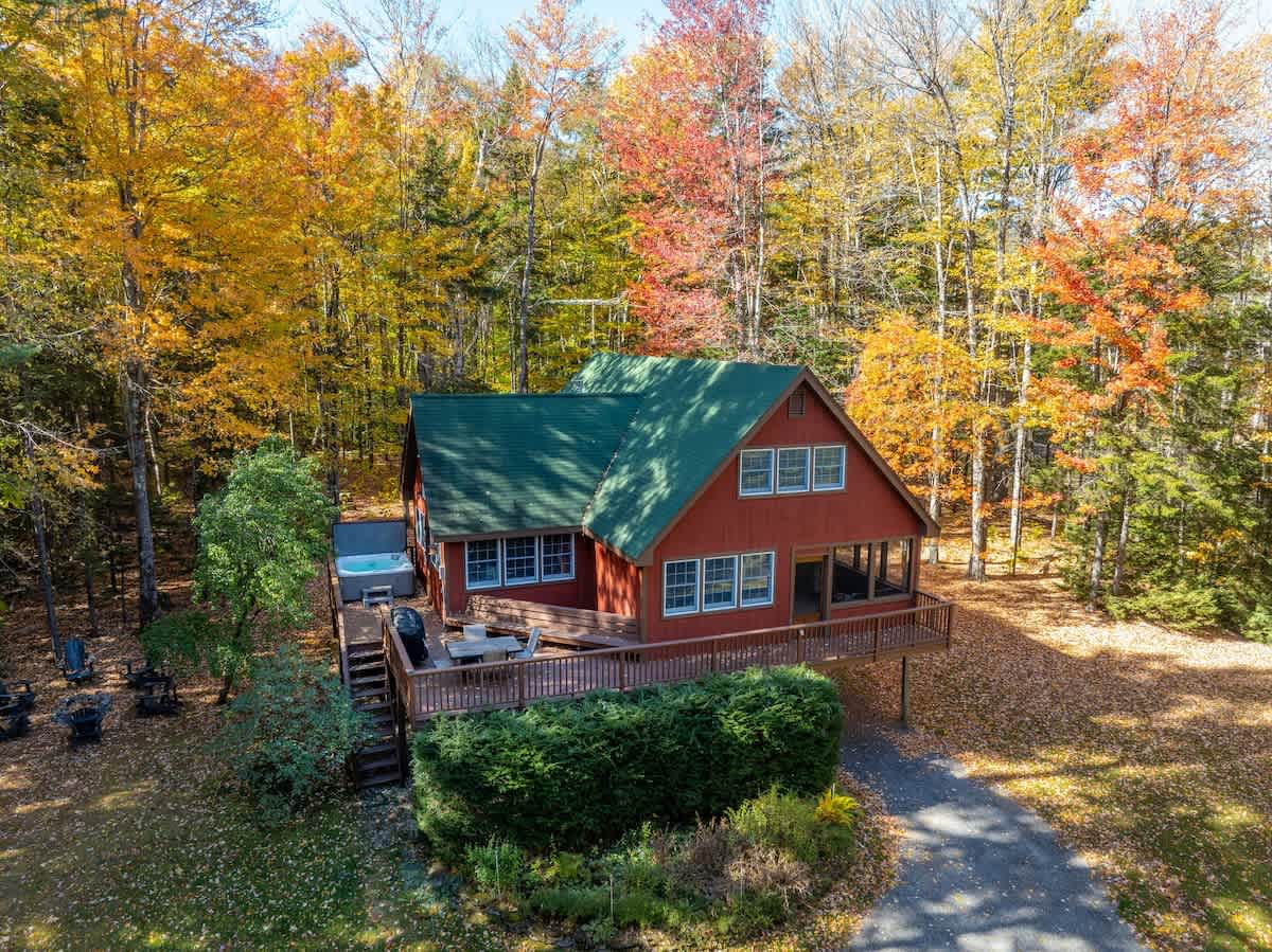 Red Hemlock Retreat Hot Tub Close To Mountains