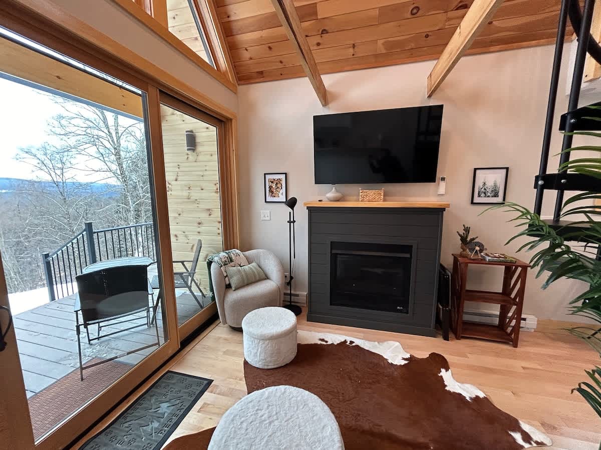 The Deerwood Tiny Home Mtn Views w Fireplace | Photo 4