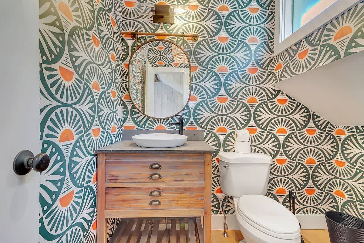 Sap House Hideaway Walk to Bromley Mt w Hot Tub | Photo 16