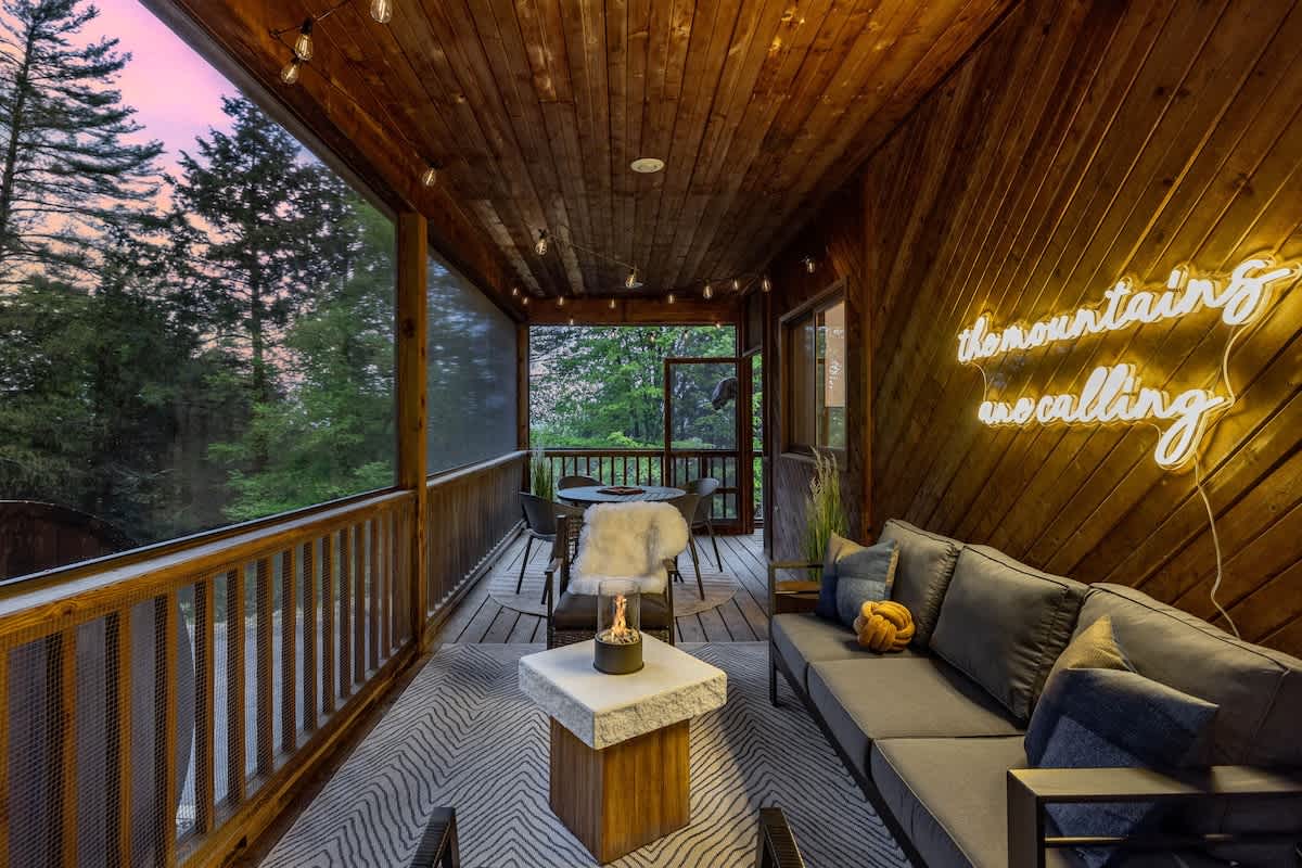 Cedar Hill Lodge 10 Min to Mt Snow w Hot Tub | Photo 30