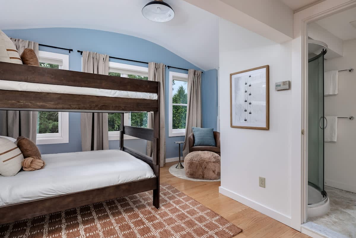 Cedar Hill Lodge 10 Min to Mt Snow w Hot Tub | Photo 58