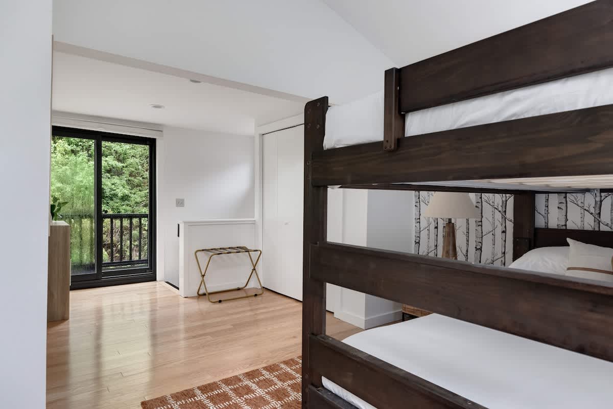 Cedar Hill Lodge 10 Min to Mt Snow w Hot Tub | Photo 61