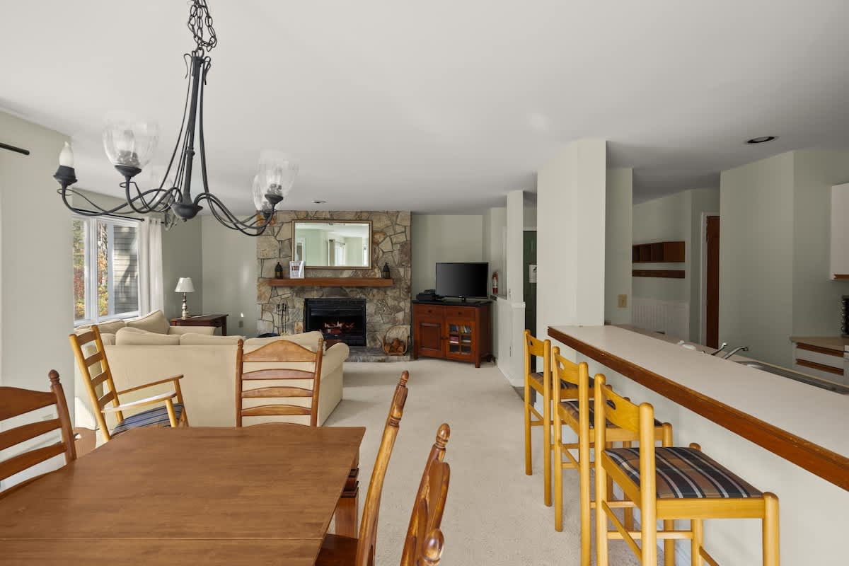 Sundance Slopeside Walk to Lift Pool Hot Tub | Photo 10