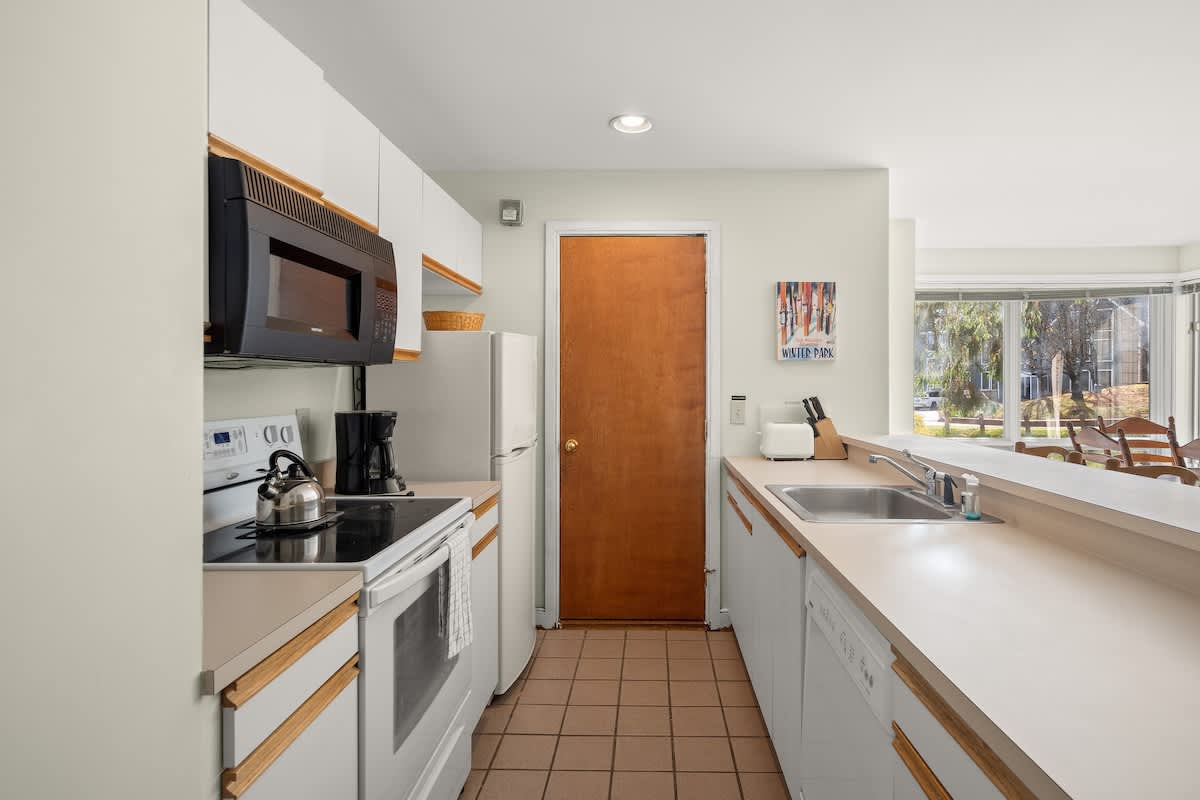 Sundance Slopeside Walk to Lift Pool Hot Tub | Photo 11