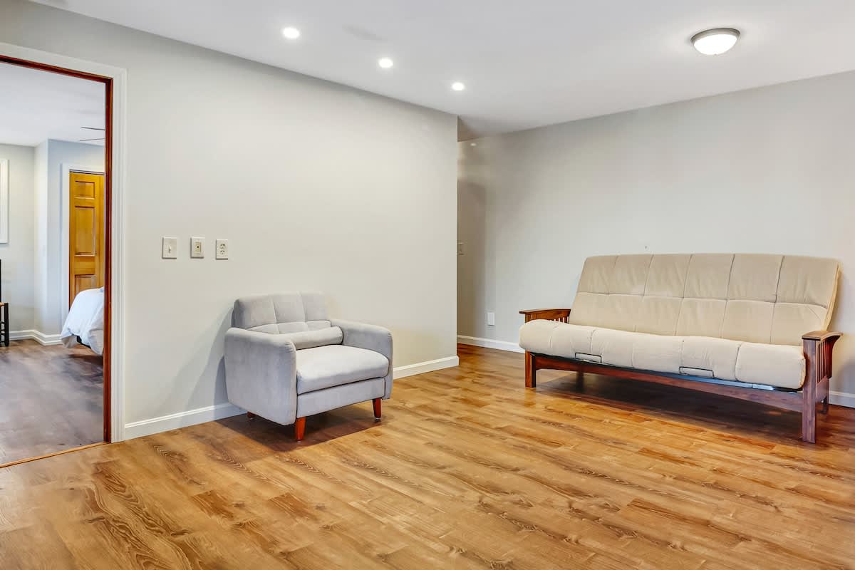 Spruce Lake Lodge Water Views Close To Mt Snow | Photo 27