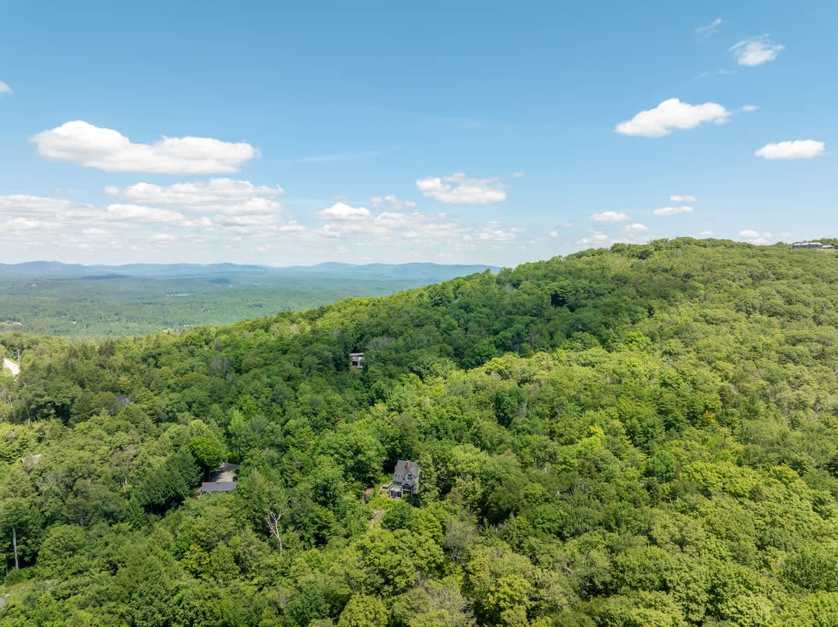 Round Hill Retreat Epic Stratton Views w Hot Tub | Photo 36