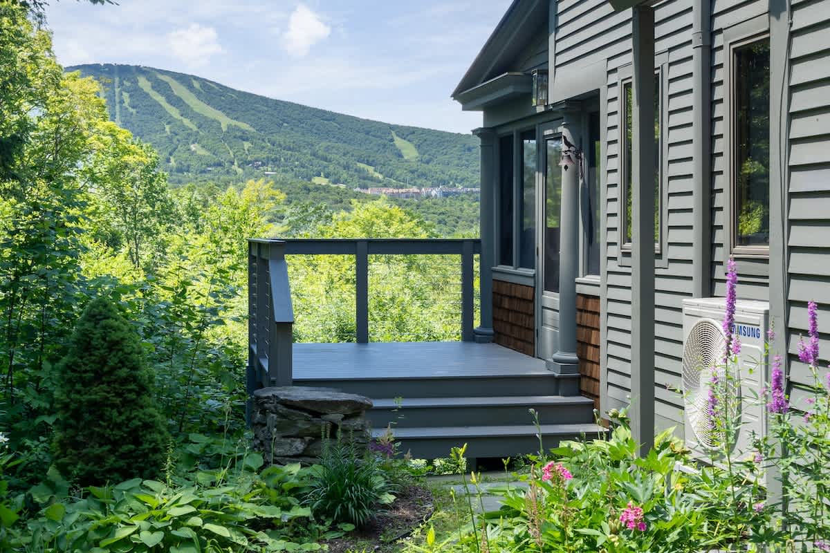 Round Hill Retreat Epic Stratton Views w Hot Tub | Photo 4