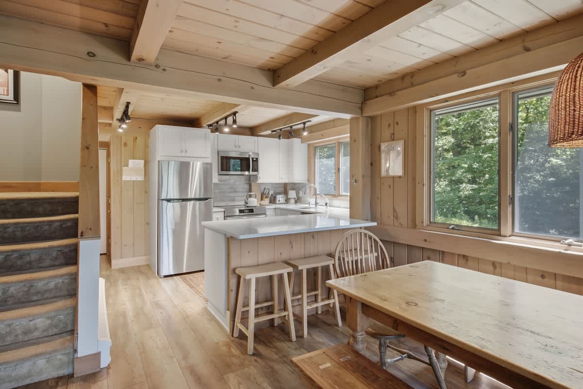Round Hill Retreat Epic Stratton Views w Hot Tub | Photo 21