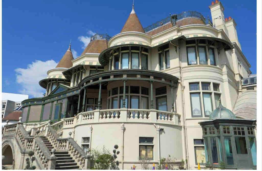 Beautiful 2-bed 2-bath, Walk 2 Beach, Free Parking