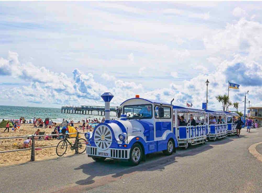 Beautiful 2-bed 2-bath, Walk 2 Beach, Free Parking