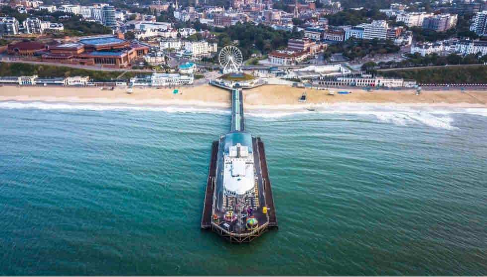 Beautiful 2-bed 2-bath, Walk 2 Beach, Free Parking