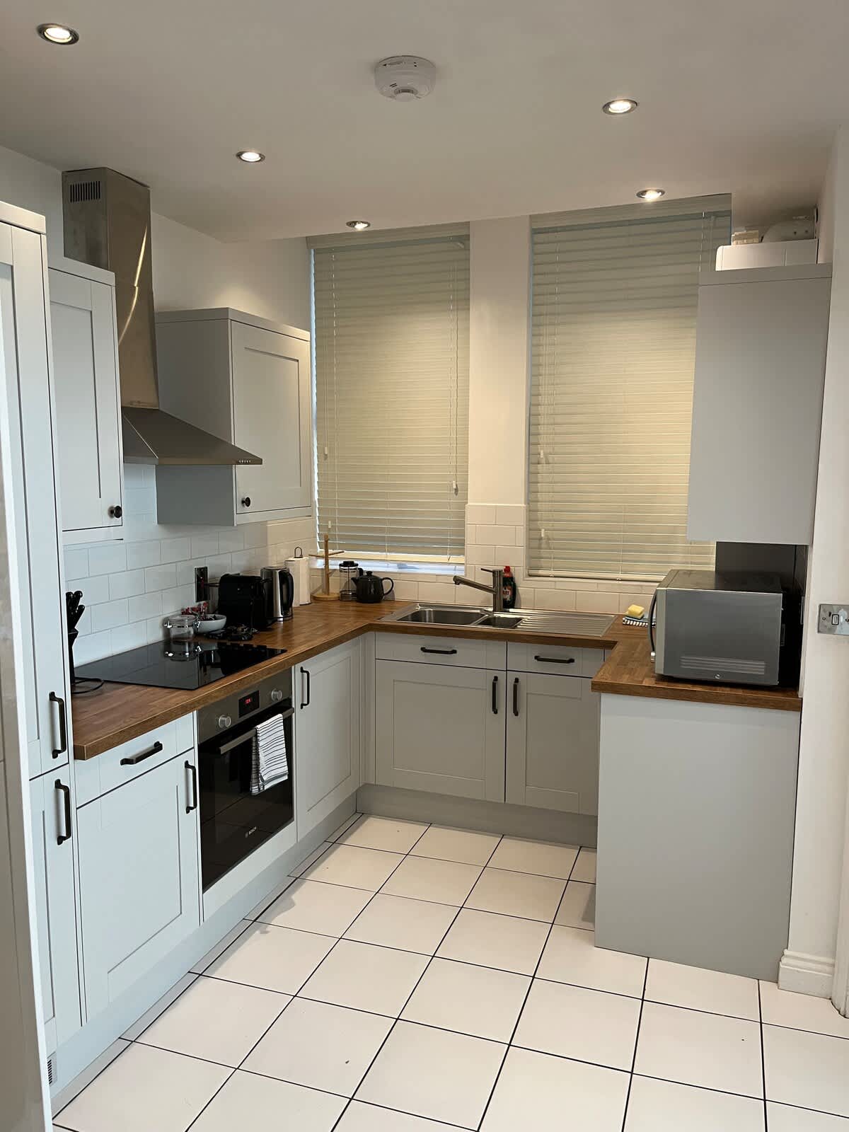 Beautiful 2-bed 2-bath, Walk 2 Beach, Free Parking