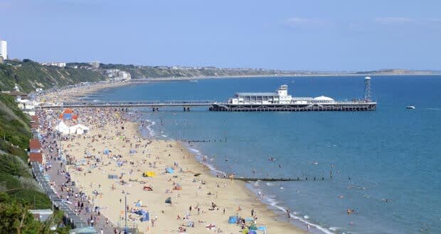 Beautiful 2-bed 2-bath, Walk 2 Beach, Free Parking