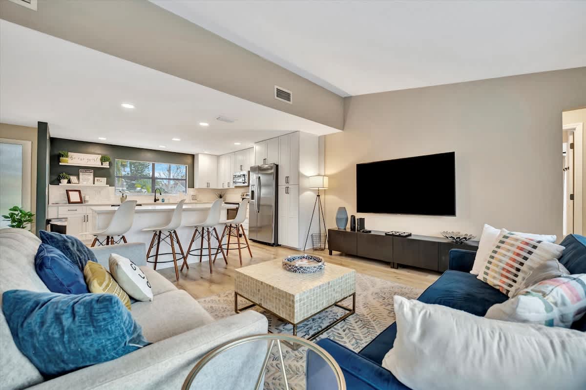 Pet-Friendly 3BR Pool Sanctuary w/ BBQ & Lounge 2