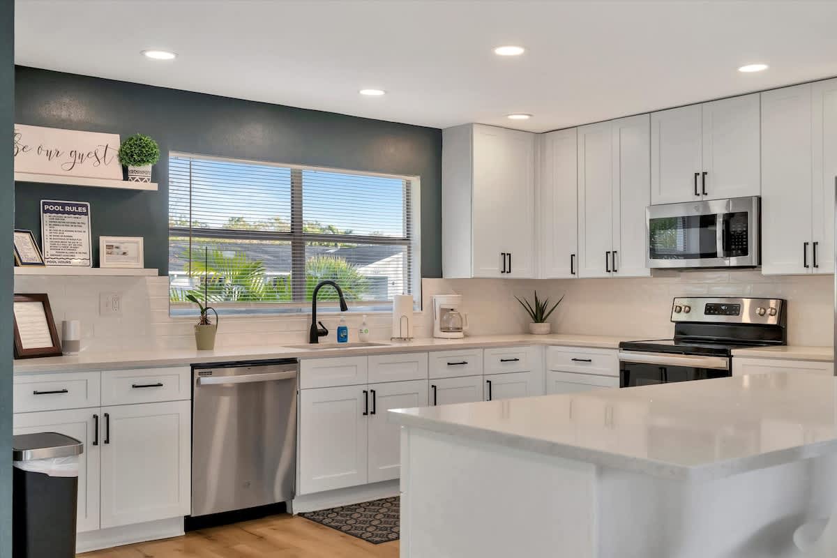 Pet-Friendly 3BR Pool Sanctuary w/ BBQ & Lounge 4