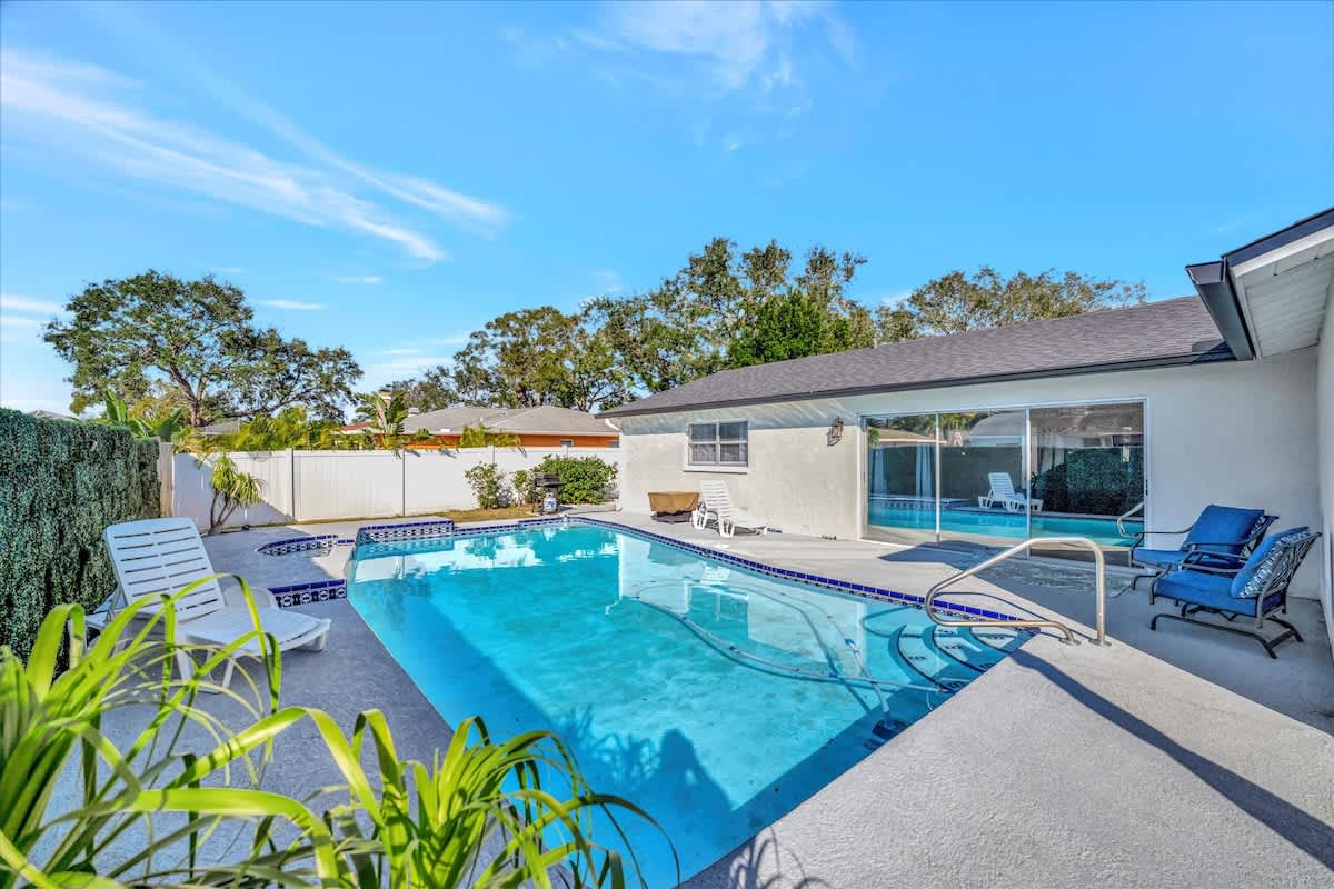 Pet-Friendly 3BR Pool Sanctuary w/ BBQ & Lounge