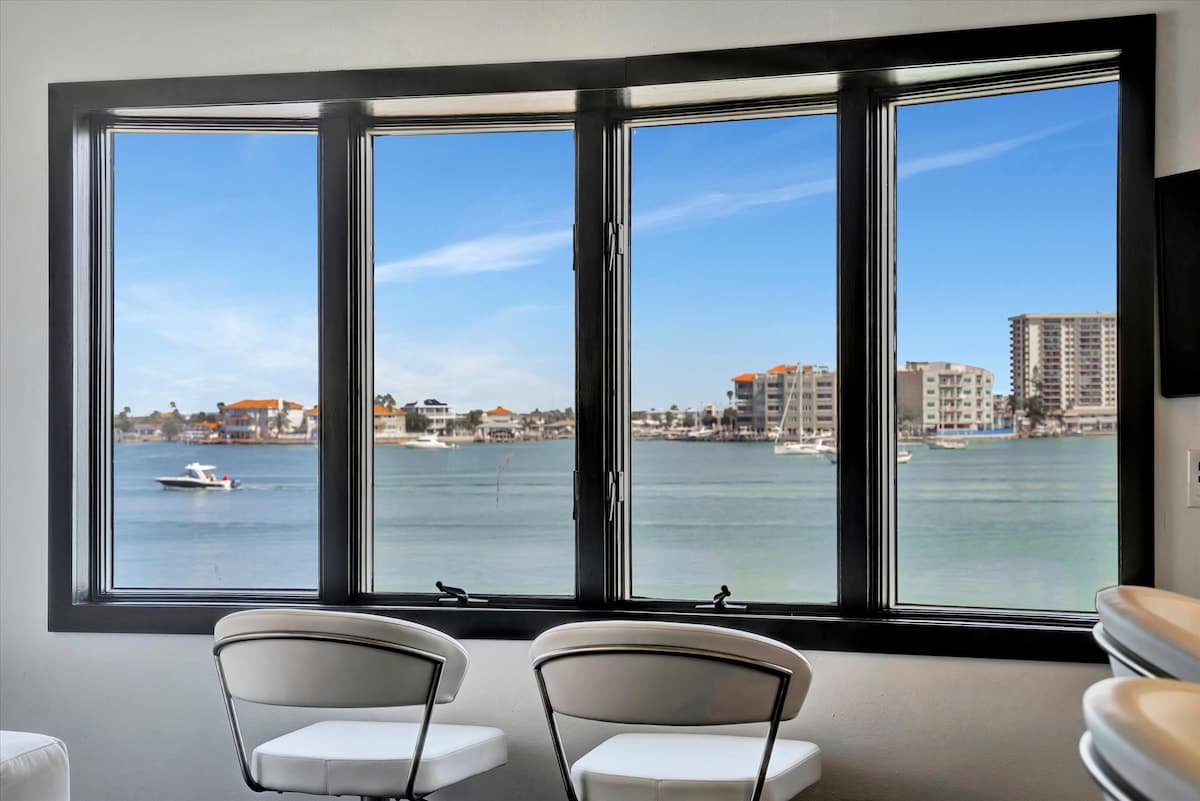 Waterfront Luxury | Walk to Beach, Heated pool! — Clearwater, FL — vacation rental