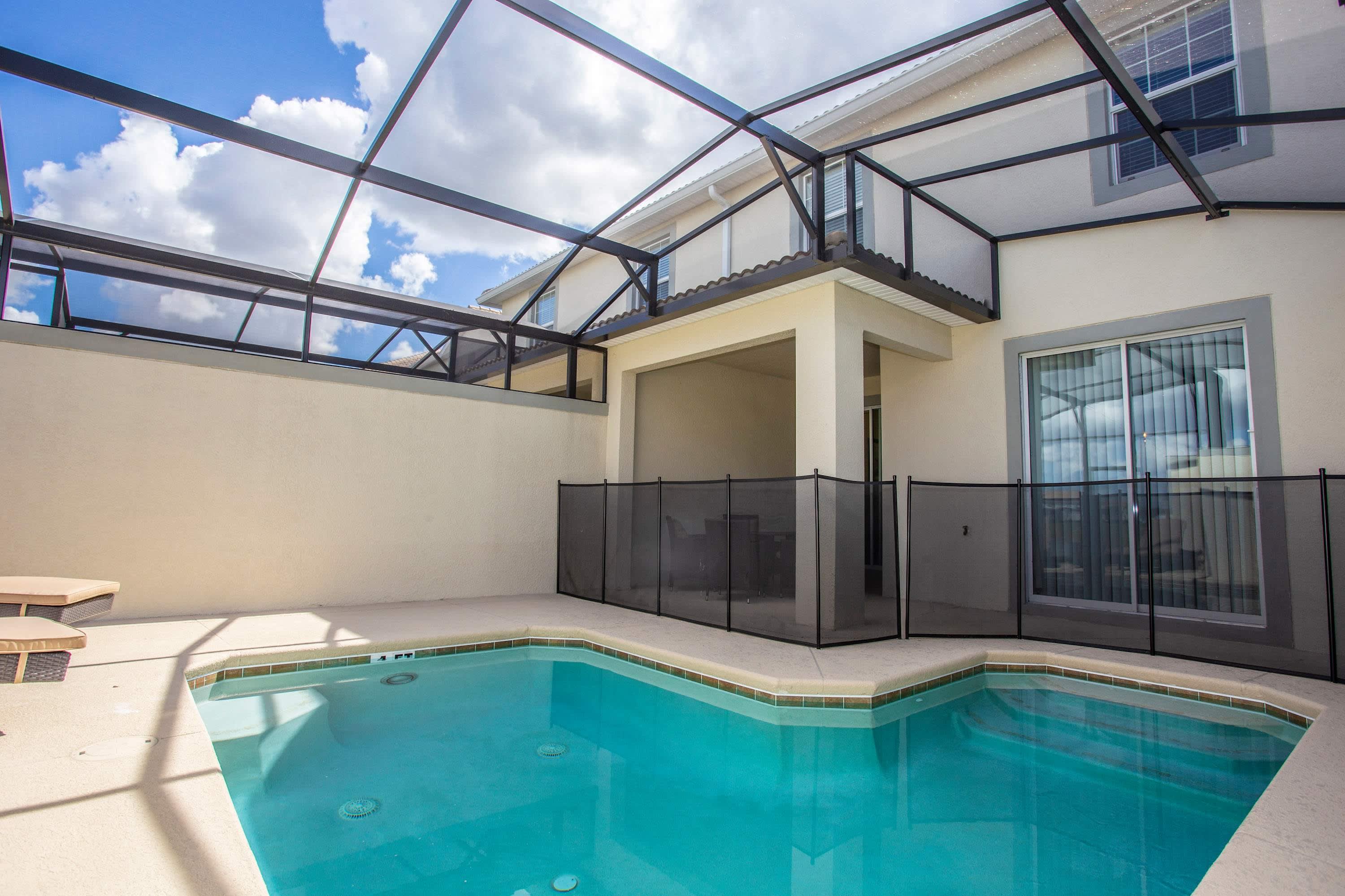 Gorgeous Themed Rooms with Pool and Resort 3063 — Kissimmee, FL — vacation rental
