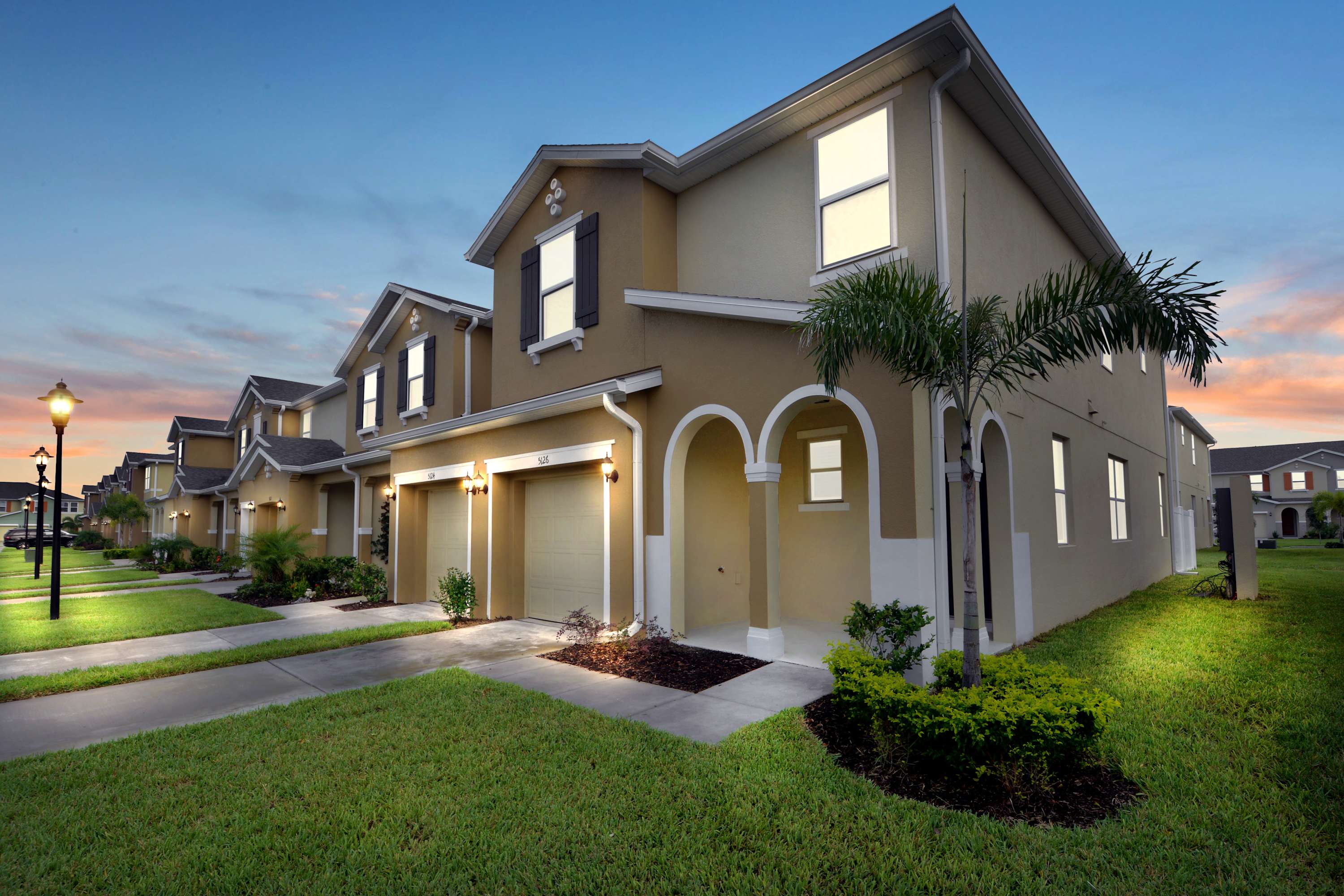 Modern Villa, Prime Location! 4Bds Townhouse 5126 — Kissimmee, FL — vacation rental