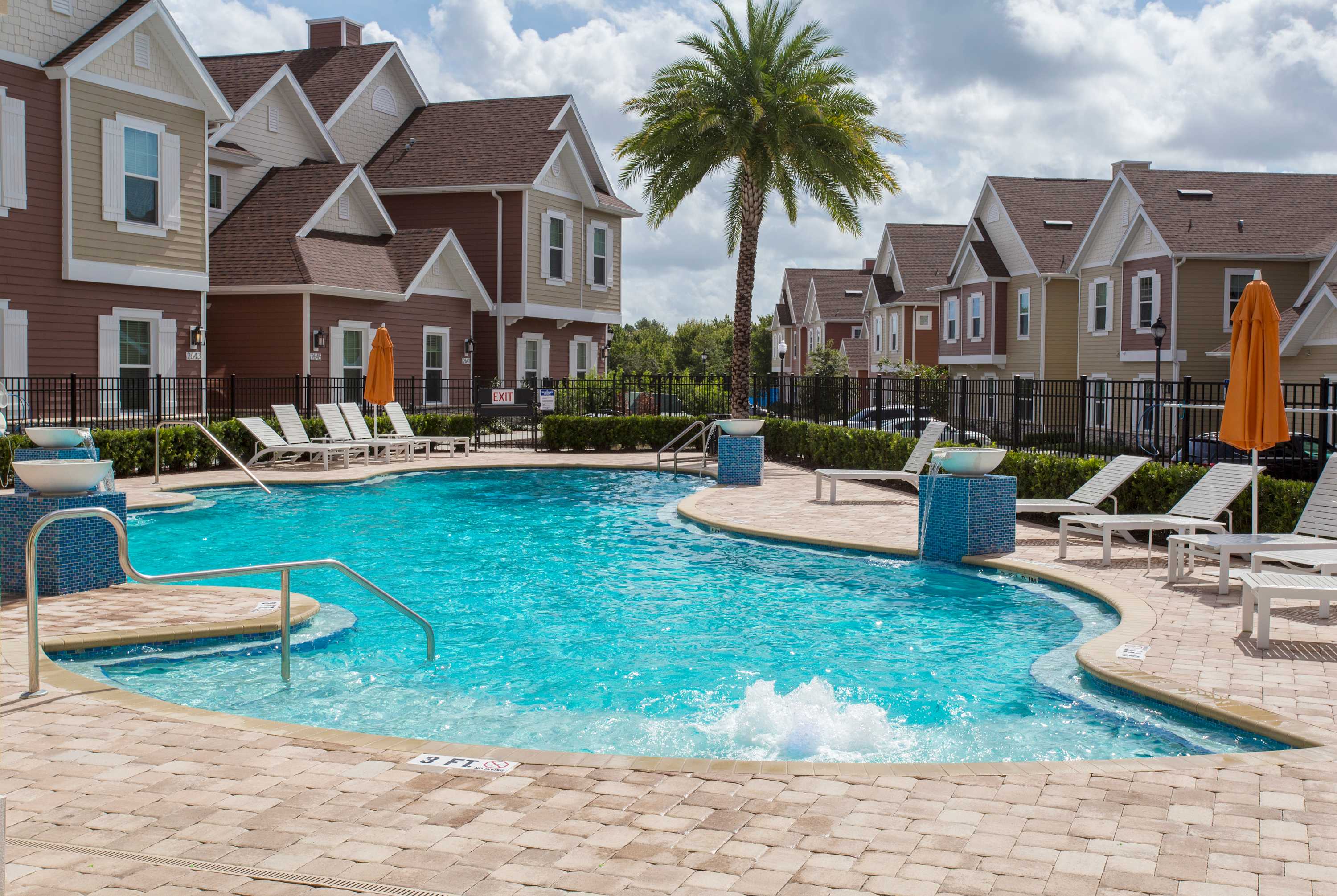 Gorgeous 4 Bd Family Friendly Close To Disney 7573 — Kissimmee, FL — vacation rental