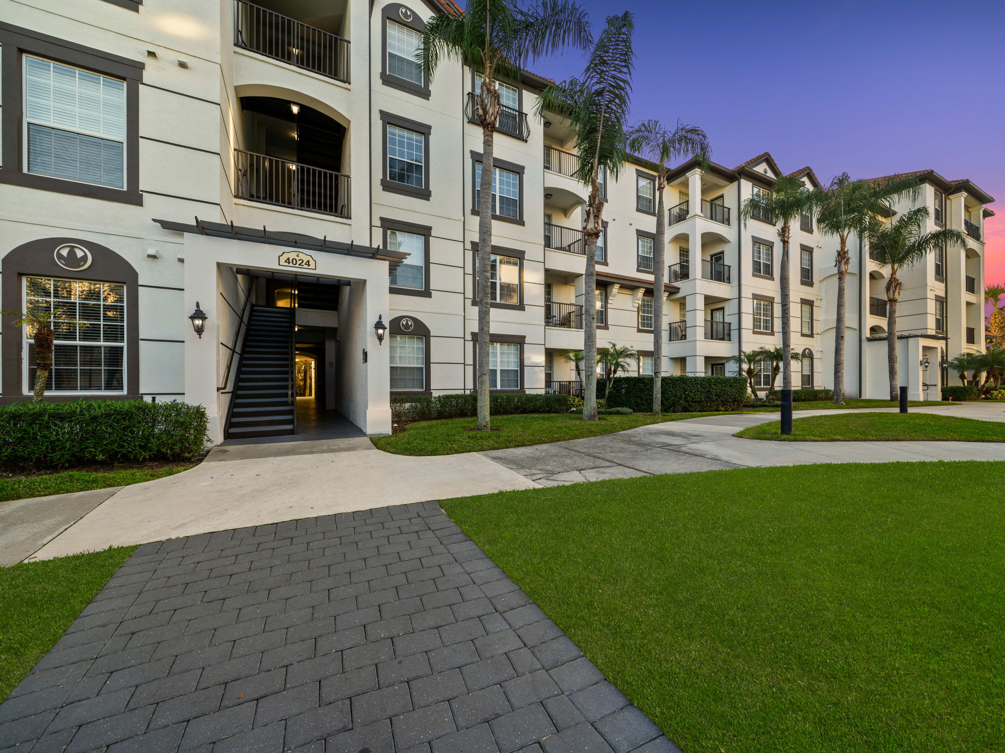 Lakeview 2BR Vista Cay - Near Epic Universe & OCCC — Orlando, FL — vacation rental