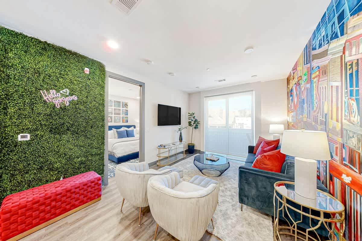 Muse | Modern condo in great downtown location with balcony & rooftop lounge — Nashville, TN — vacation rental