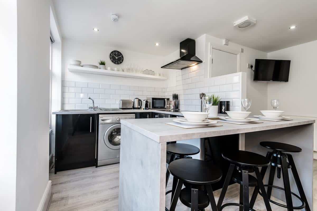 Jude's Place 03
