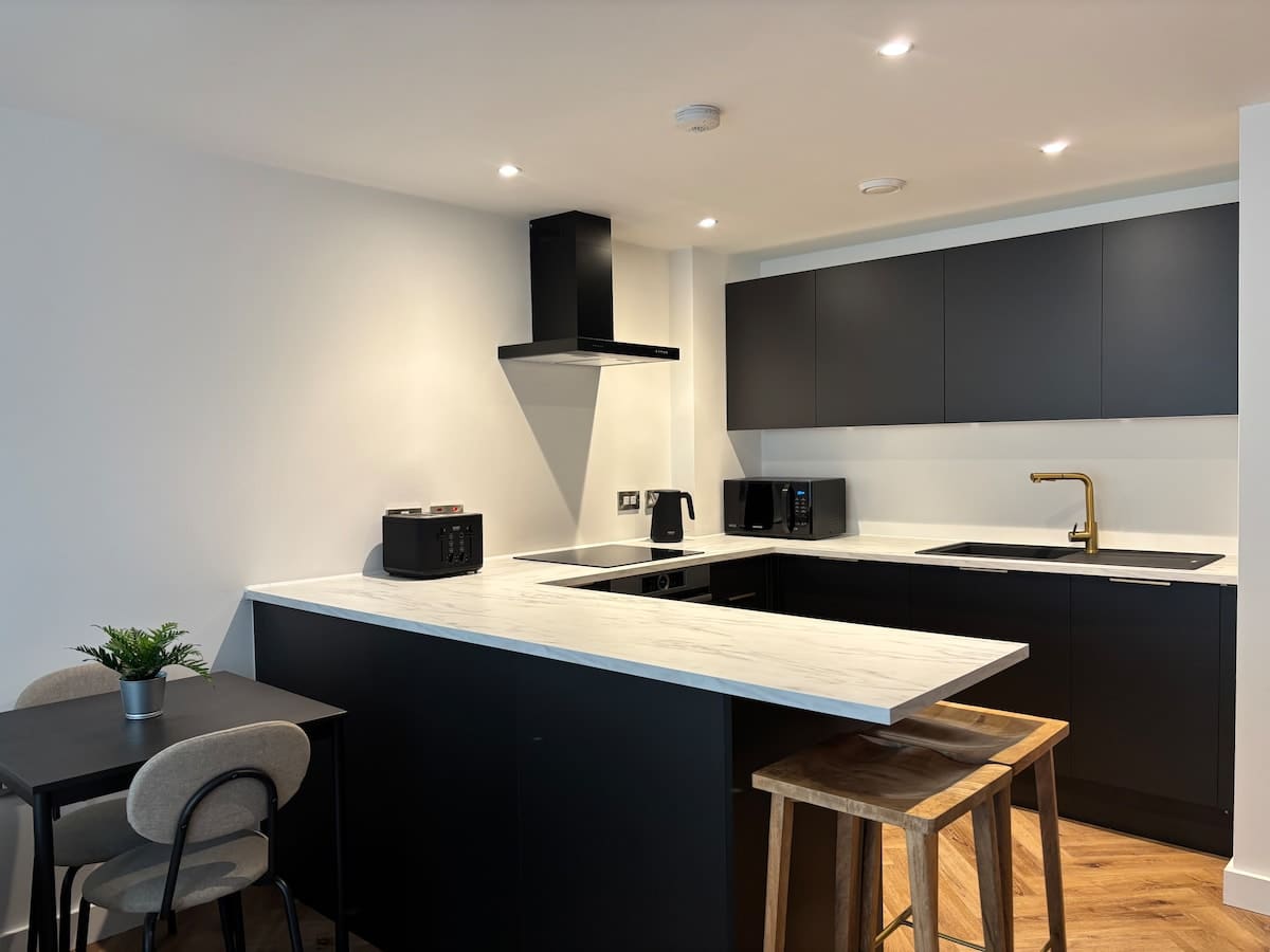 Stylish 2-Bed City Centre Apartment, Liverpool L3