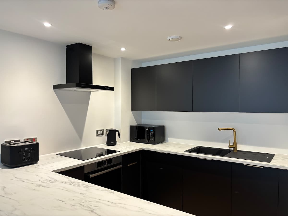 Stylish 2-Bed City Centre Apartment, Liverpool L3
