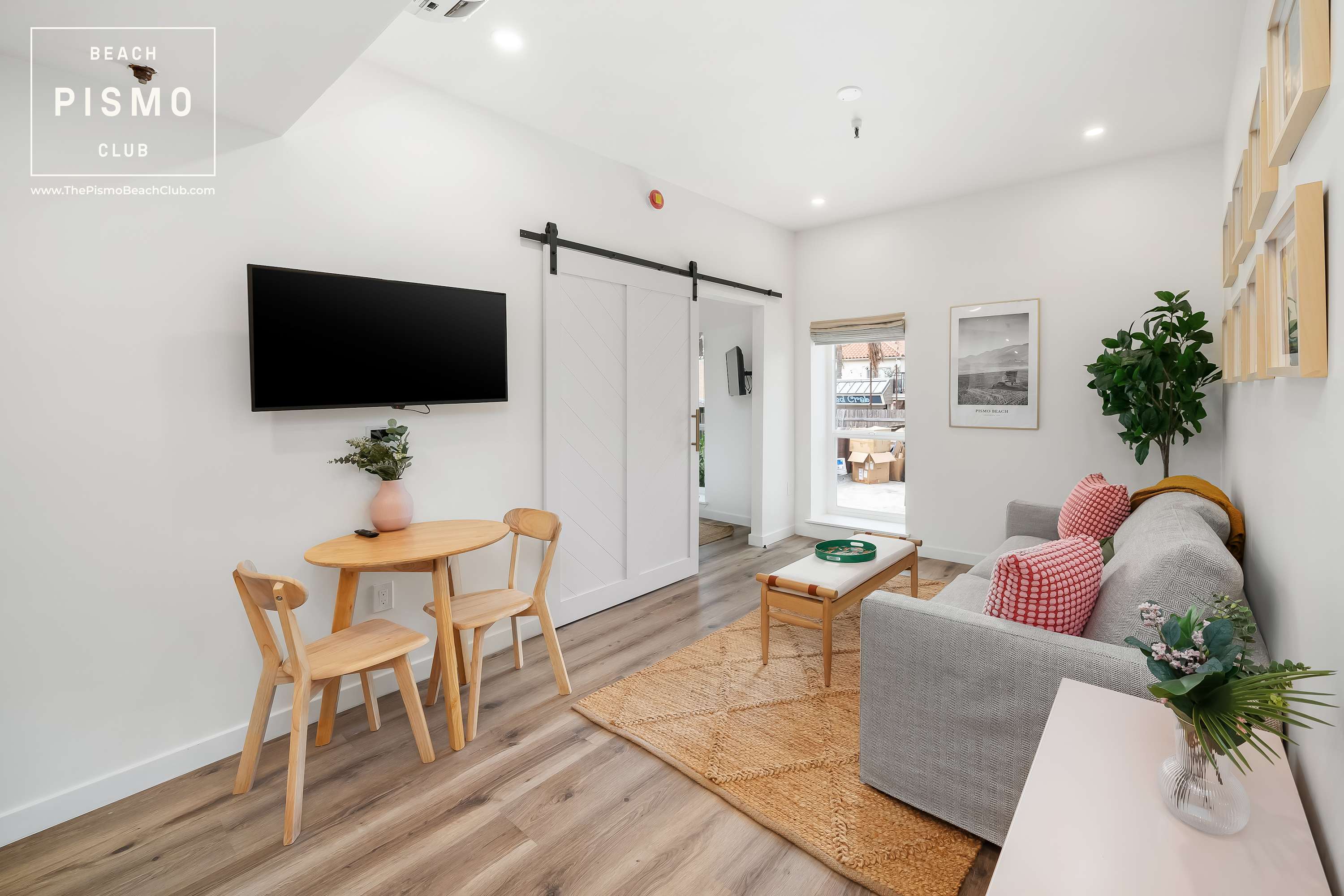 Deluxe Downtown View Suite at Pismo Beach Club