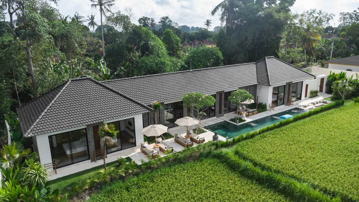 Villa Swannelli : 4BR with Pool & Rice Field Views — Ubud, Bali — vacation rental