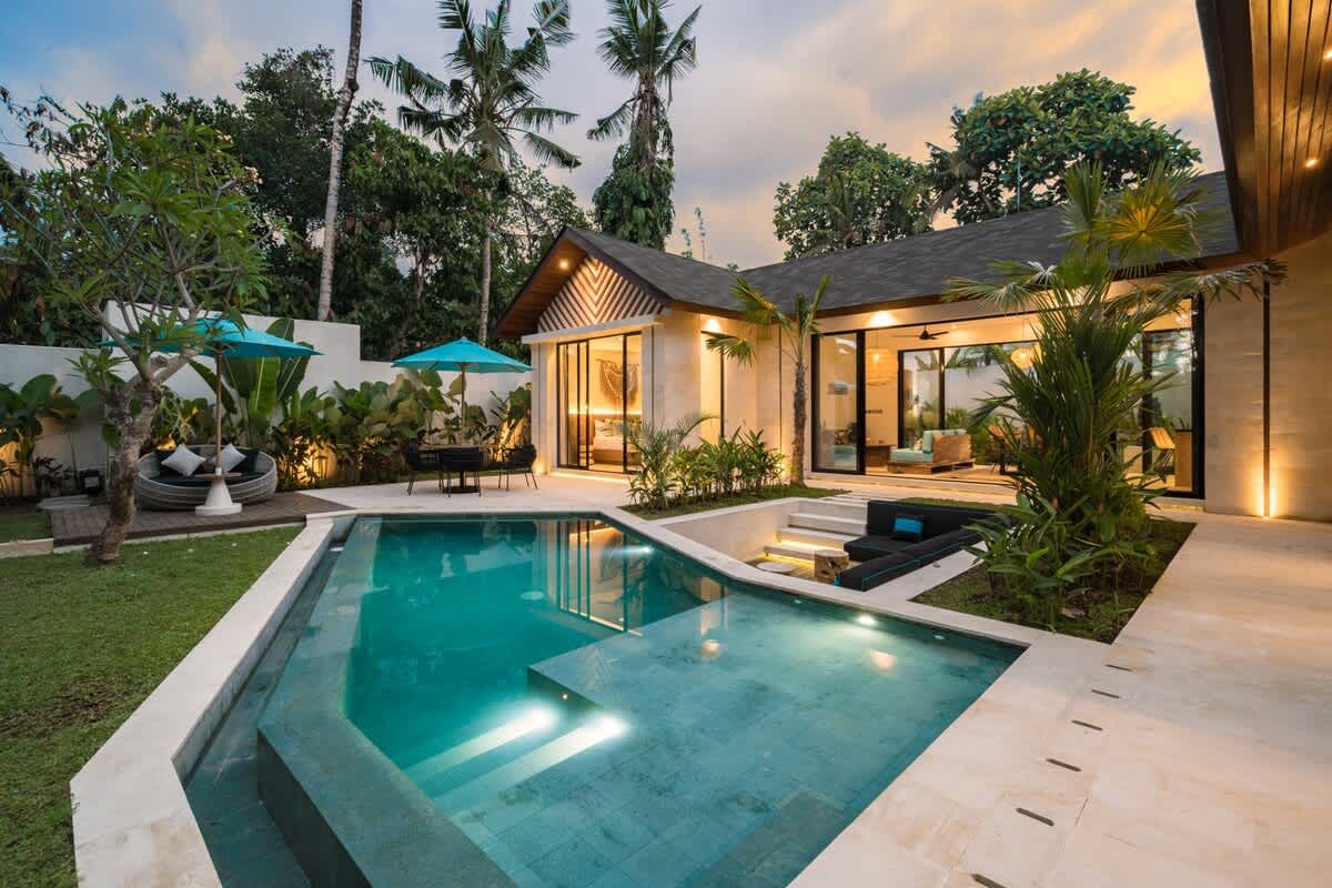 Villa Camila: 2BR Jungle Retreat w/Infinity Pool — Ubud, Bali — vacation rental