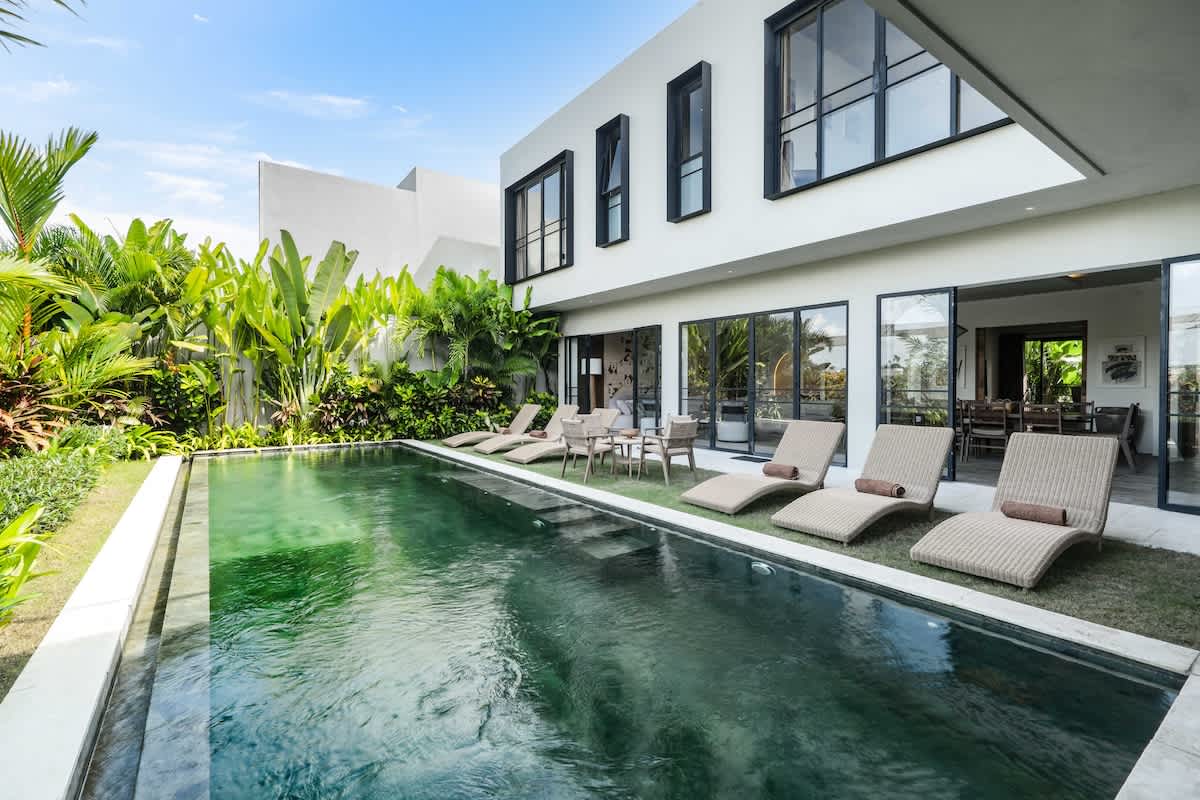Villa Merengue : 6BR Modern Charm Near Canggu — Seminyak, Bali — vacation rental