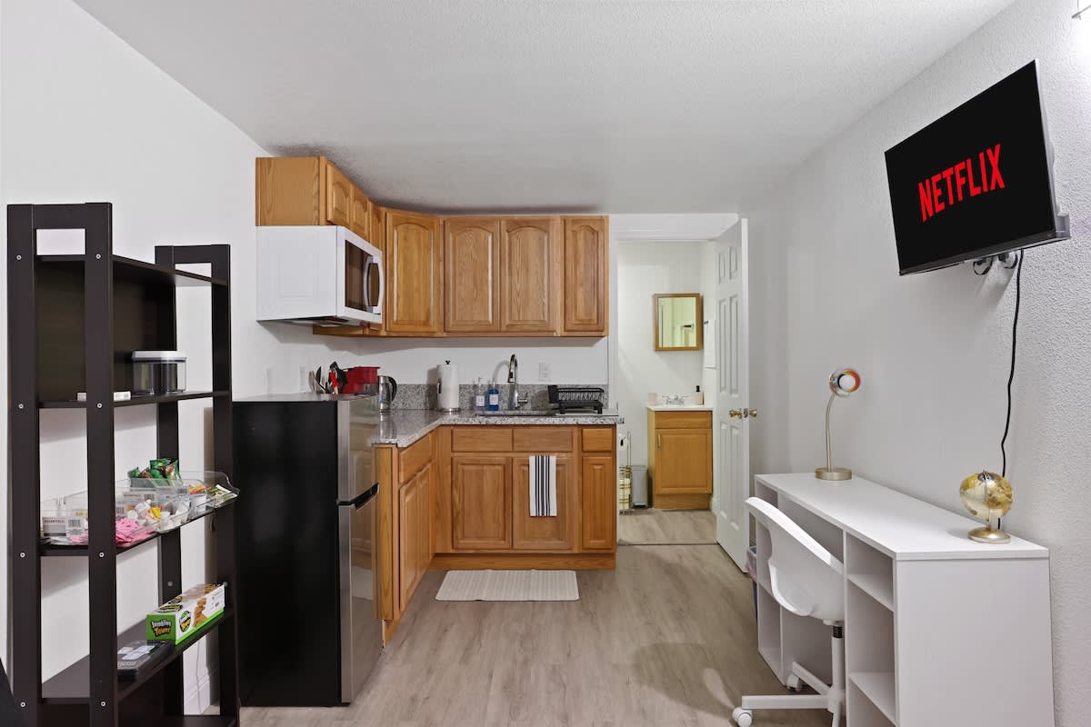 Plush Downstairs1BR in the heart of Sacramento