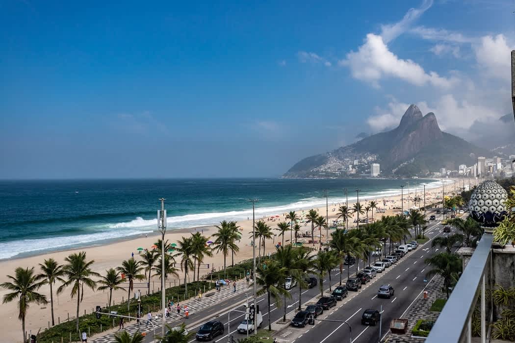 ADV005 Huge Penthouse for 8 on Ipanema’s beach