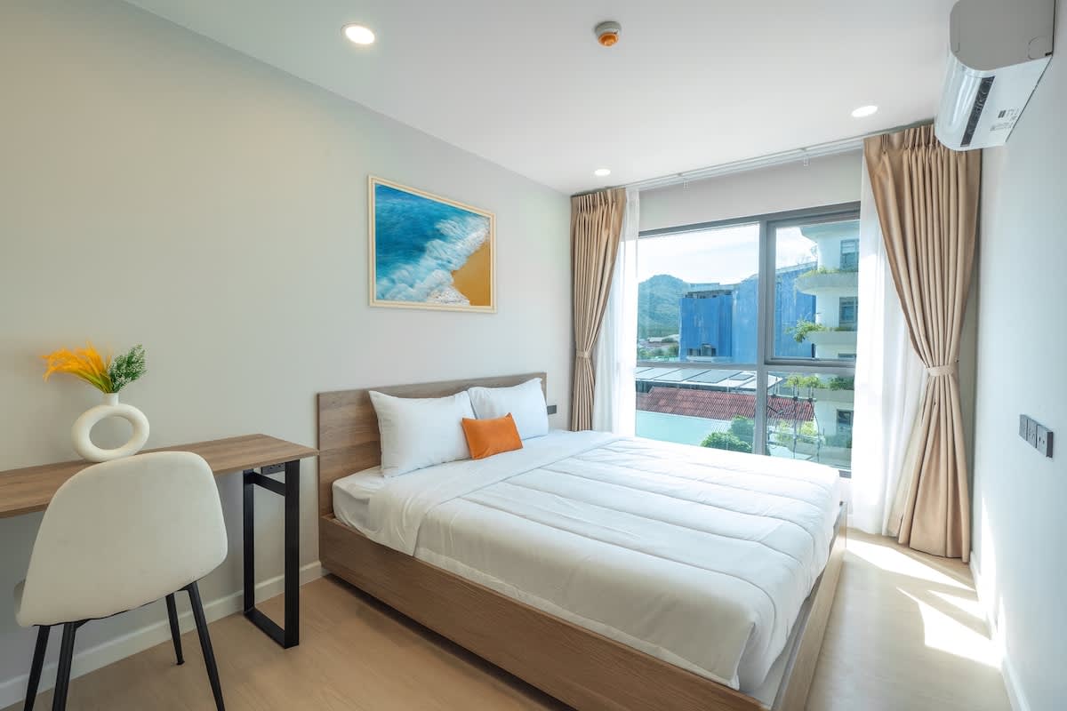 Bella Space Phuket, Boat Avenue — photo 4