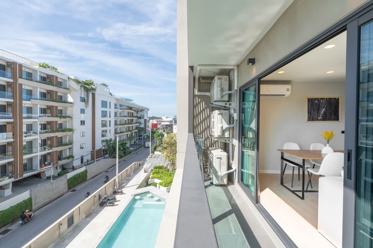 Bella Space Phuket, Boat Avenue — photo 14