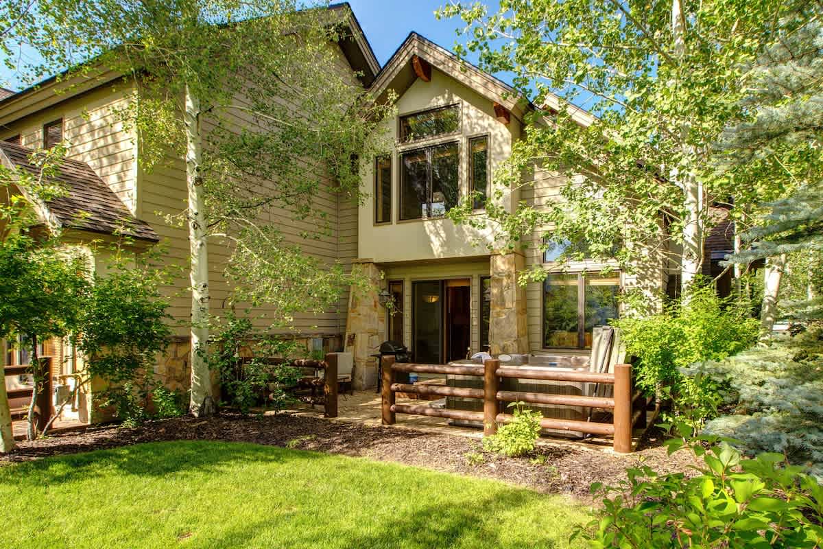 Abode at Deer Lake Village