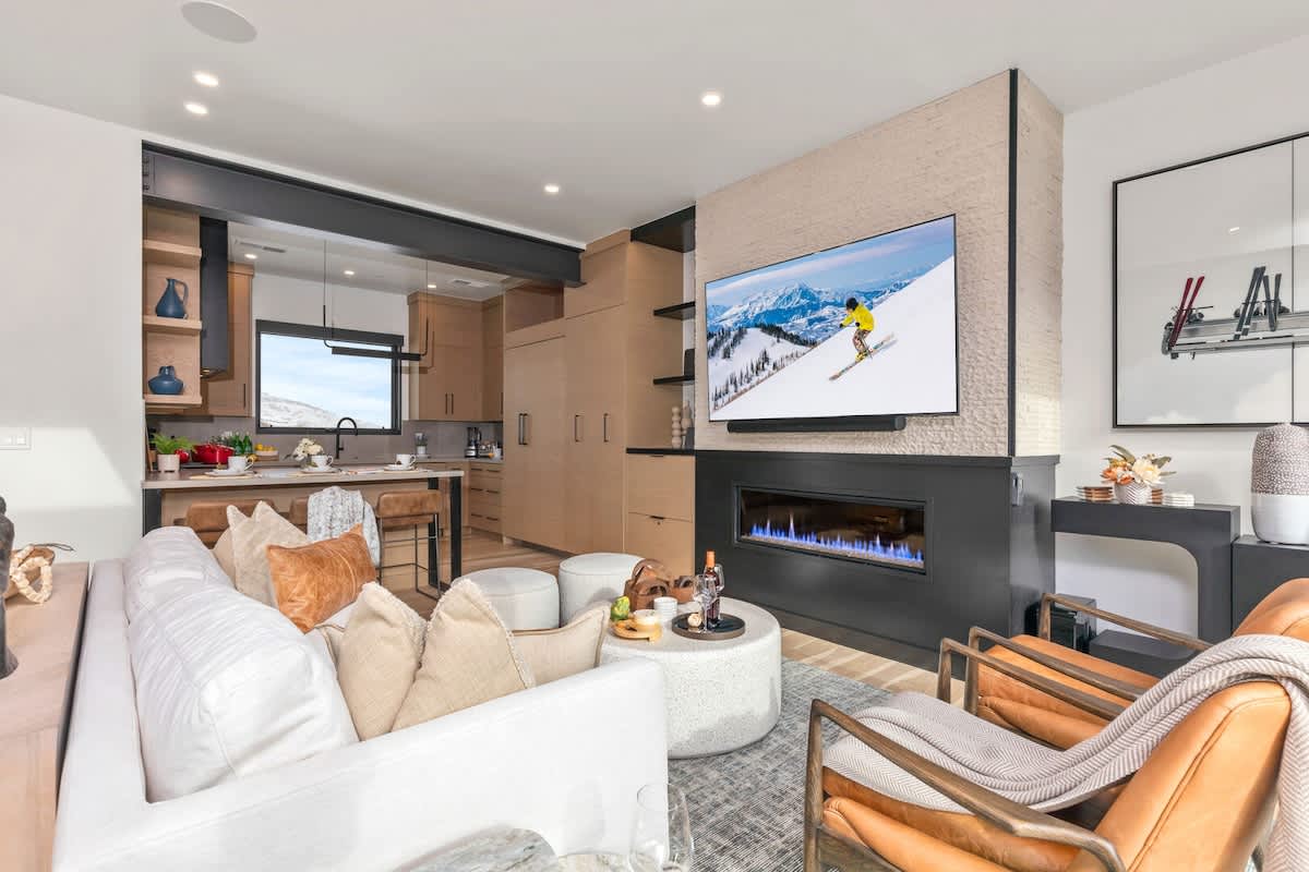 Abode at White Owl