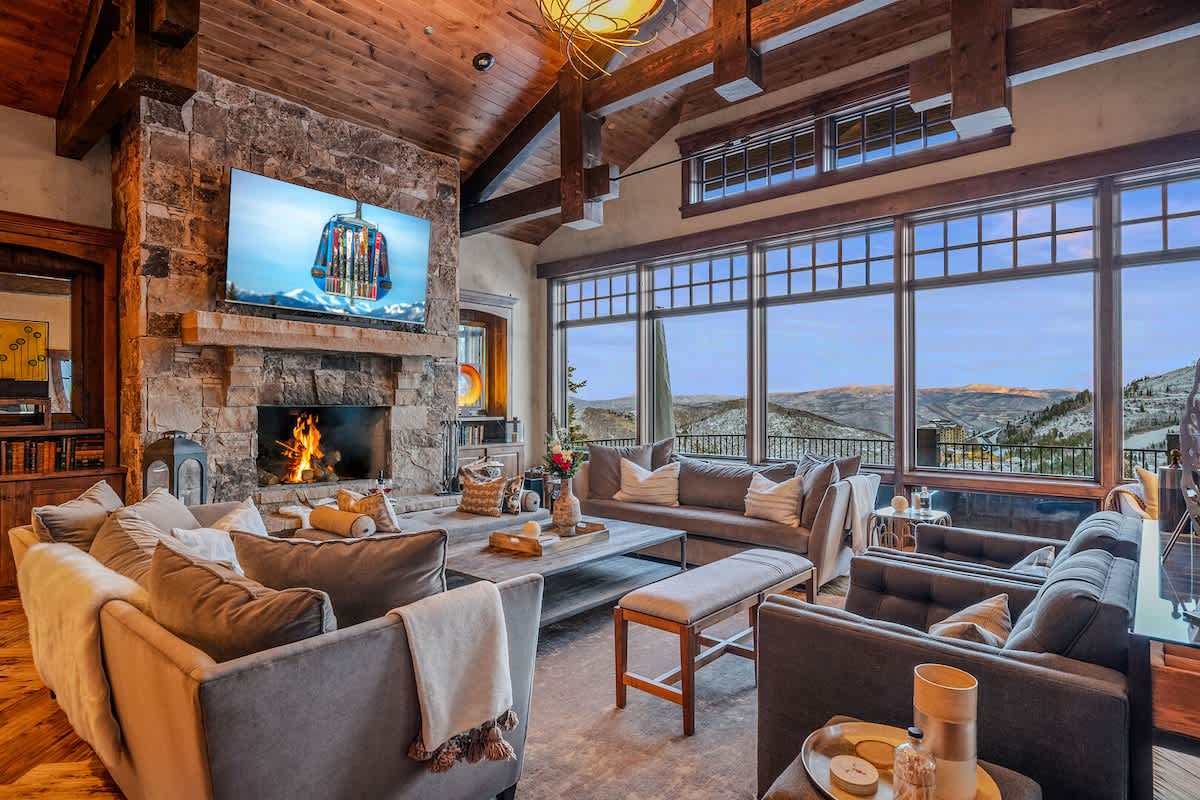 Abode at Mountains Edge