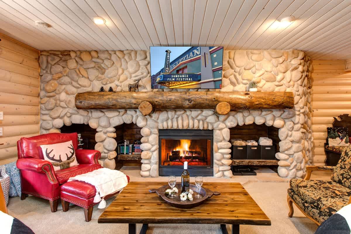 Abode at Black Bear 103