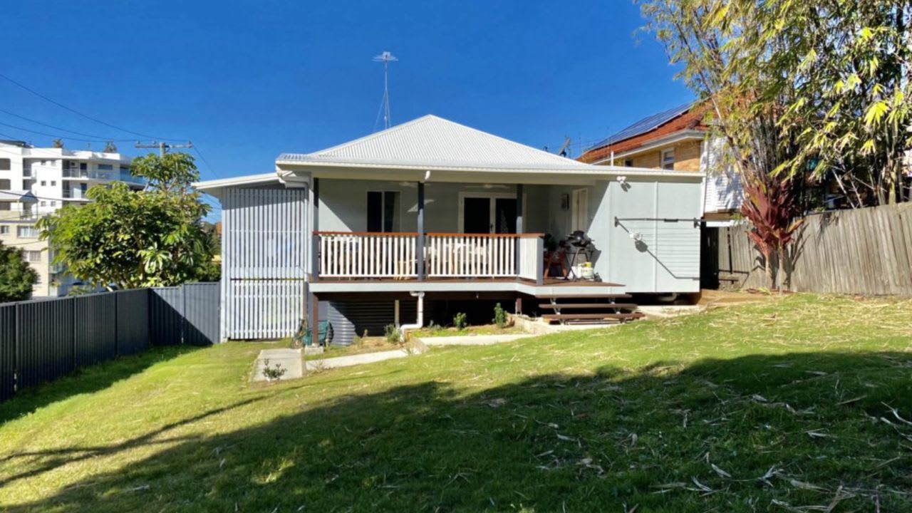 Blue Beach House Pet Friendly Near Kings Beach