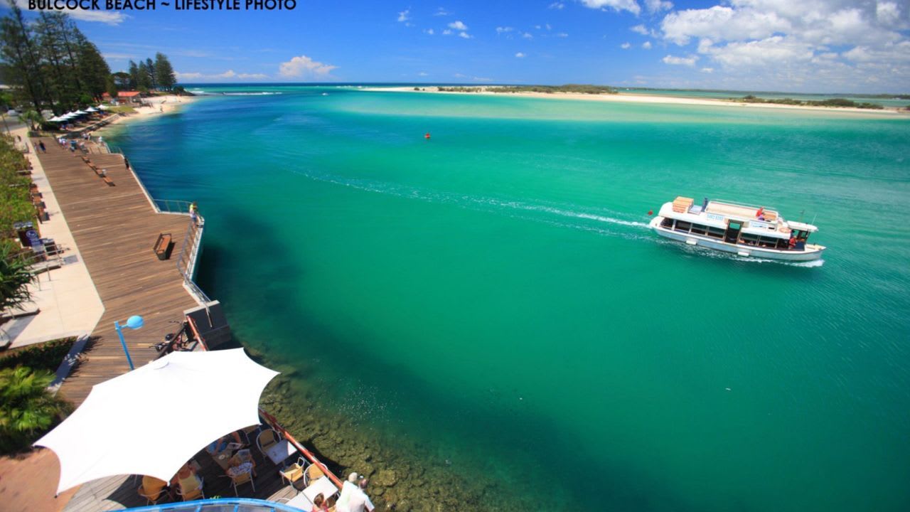 Grand Pacific U10 Beachfront 2BR with Views