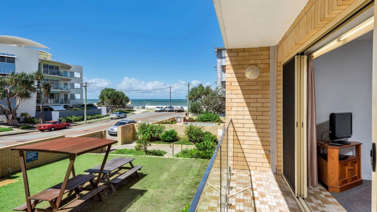 Dulkara 5 Kings Beach Location With Views
