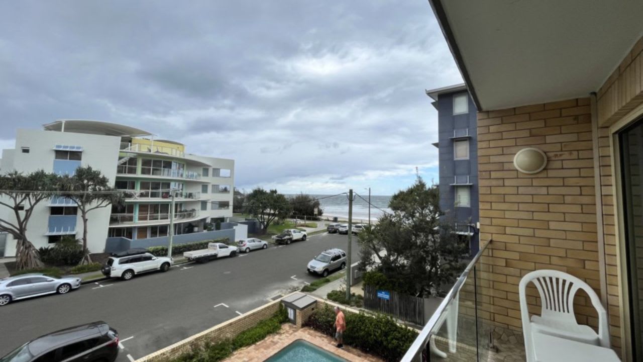 Dulkara 8 2Br Kings Beach Location With Views