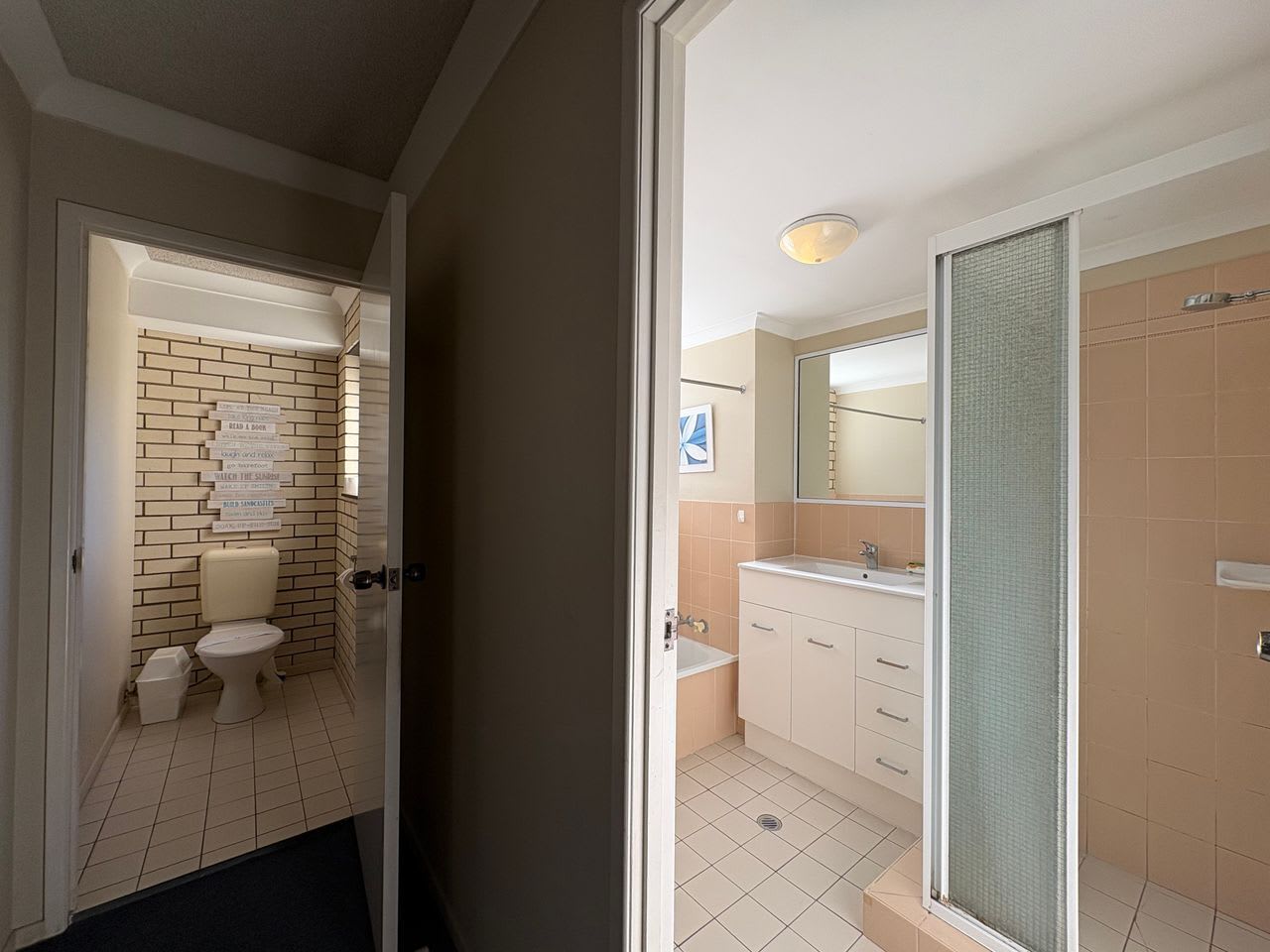Whiteopal Close To Kings Beach With Ocean Views